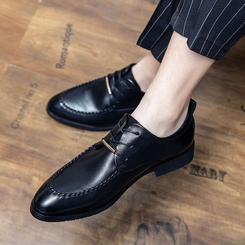 Large Men's Business Dress British Casual Bright Lacquered 38-45 Youth Work Fashion Leather Shoes