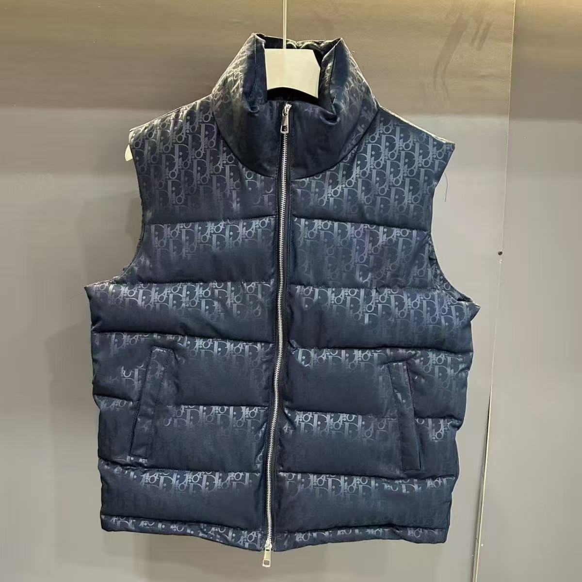 Designer puff jacket zipper hoodie Men Jackets coat retro hoodies Sweatshirt Windproof street sports suit fashion Mens Designer Jackets windbreaker jacket