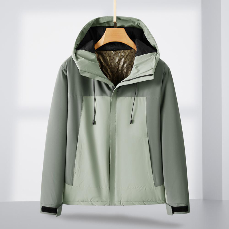 Manufacturer direct sales of graphene thickened integrated assault suit with cap, non removable outdoor sports jacket