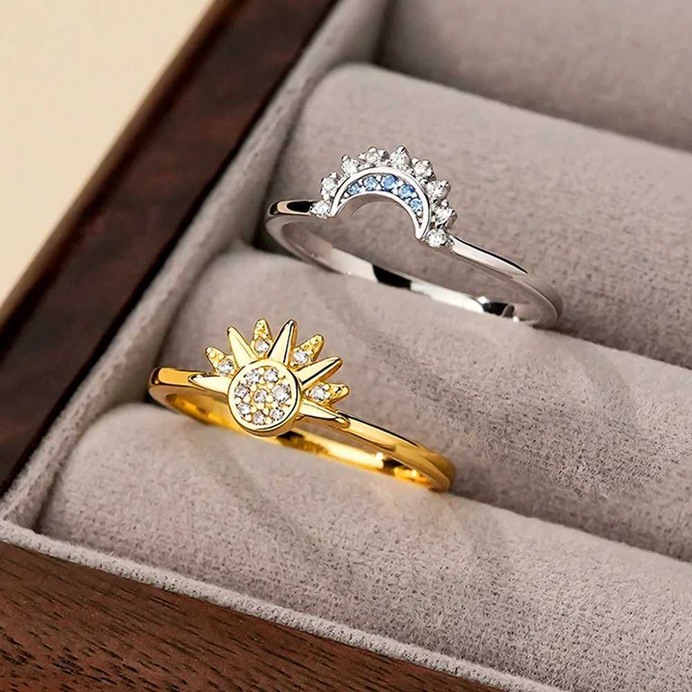 925 Silver Sun and Moon Couple Ring Set Sky Blue Sparkling Cubic Zirconia Rings Promise Fine Jewelry Gifts for Valentines Day Z250407
