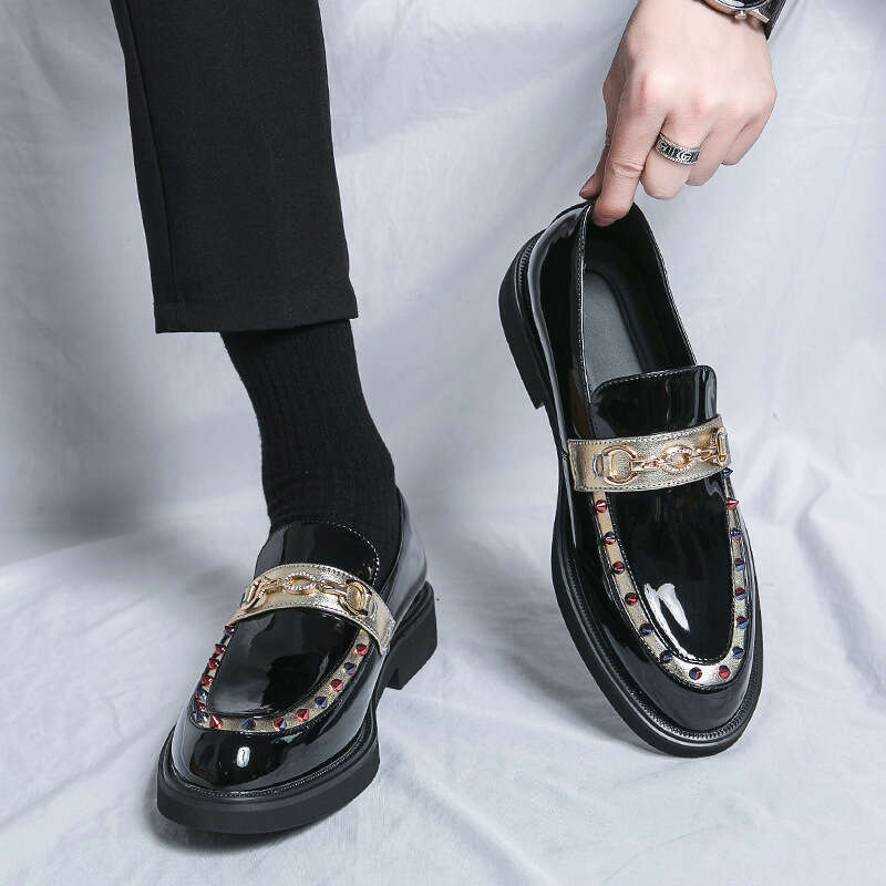 Large Chelsea Football Boots 38-46, Handsome Leather Shoes, Trendy and Fashionable Liu Nai Le Fu Shoes