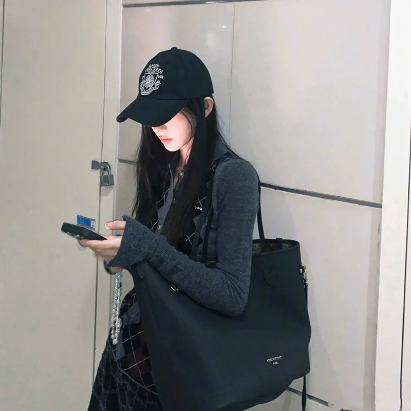 Ji Jing Womens Slim Fit Ne Knitted Base irt Diamond Pattern Autumn Winter Long Sve Commute Sle Faion Top251103