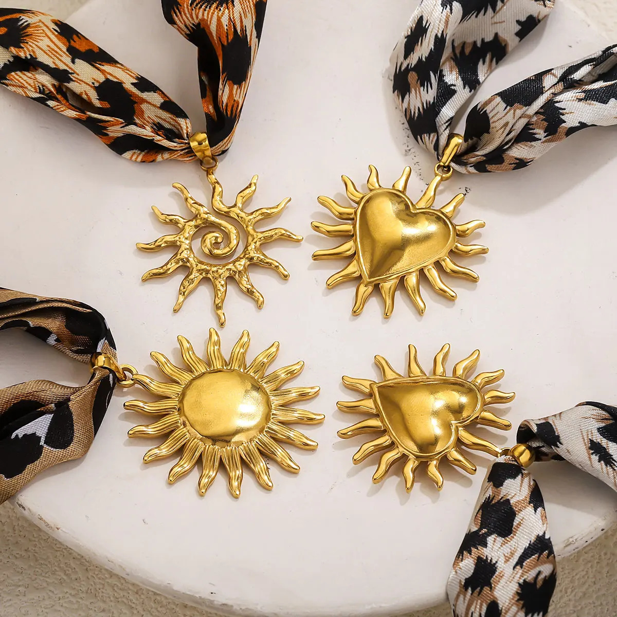 Aiovlo Leopard Ribbon Fashion Stainless Steel Necklace Sun Charm Gold Plated 18k for Womens Jewelry Accessories Party Gifts 251031