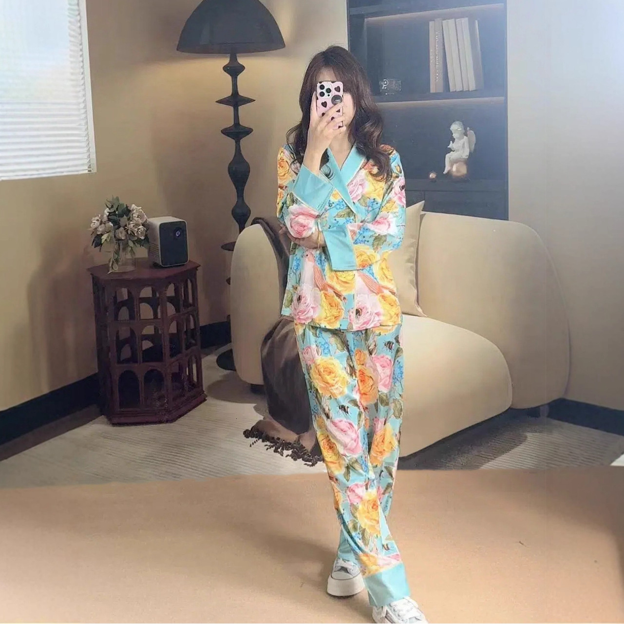 Spring Summer Oil Painting Flowers Casual Home Cool Pajamas V-Neck Women Comfortable Fashionable Stylish Two-Piece Set Women's Clothing ddmymoon