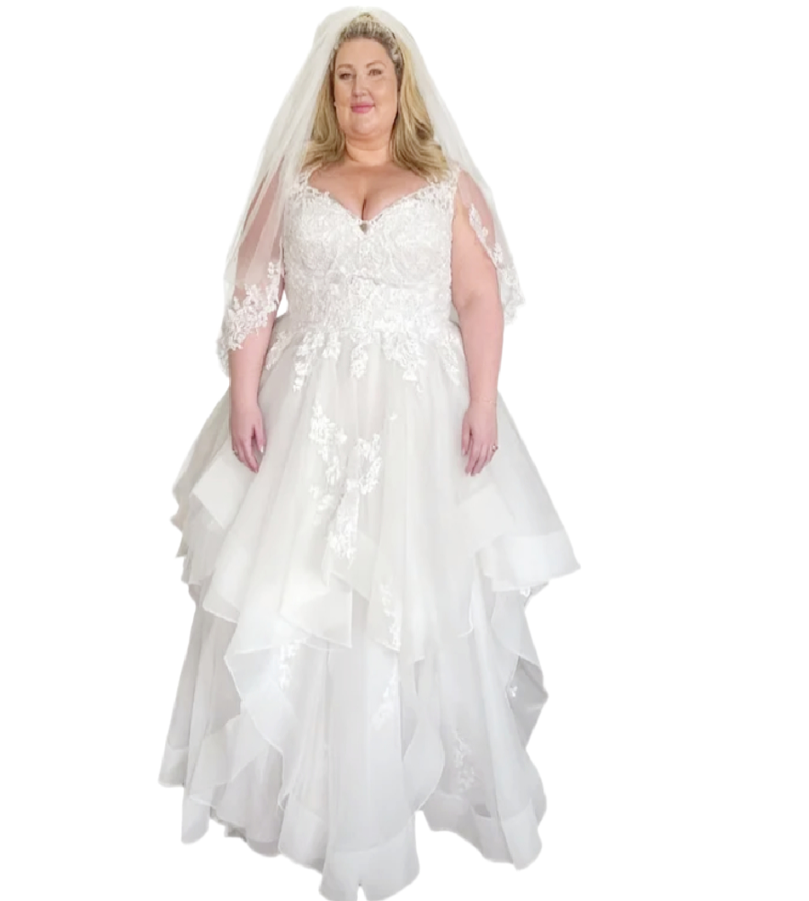 Elegant Plus Size Bohemian Wedding Dress 2026 Curvy Beach Tulle Backless Lace Boho Bride Dress Ruffles Romantic Country Bridal Dress Charming Robe De 