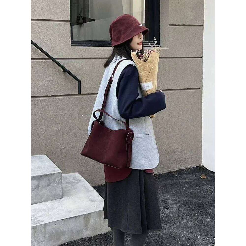 Ins Chic Elegant Design Coffee Solid Color Winter Tote Nubuck Leather Women Single Shoulder Bag Mattte Cowskin Female Handbag