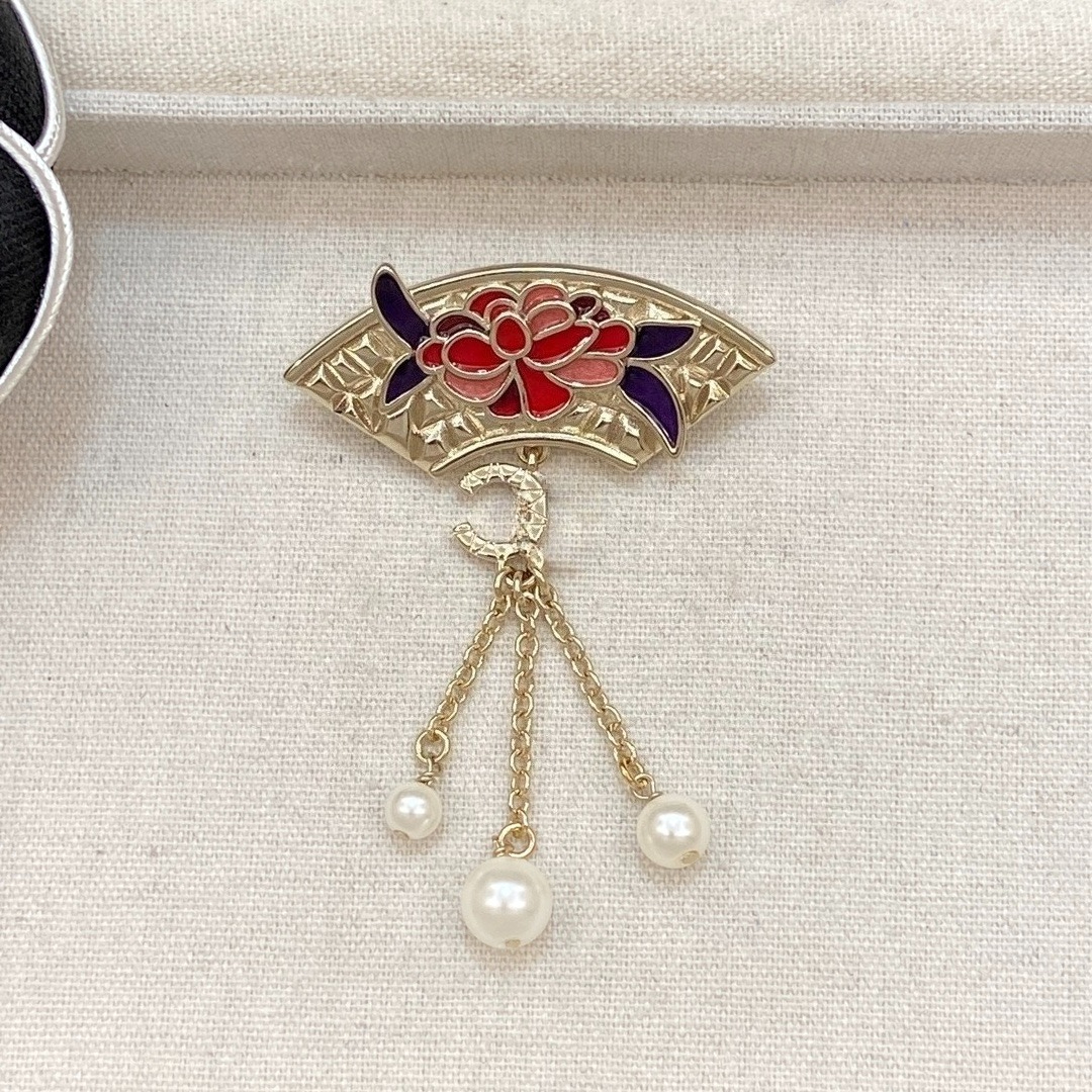 Luxury Designer Women Letter Brooches Gold Plated Broche Fashion Jewelry Brooch Charm Pearl Pin Broches Wedding Party Gift
