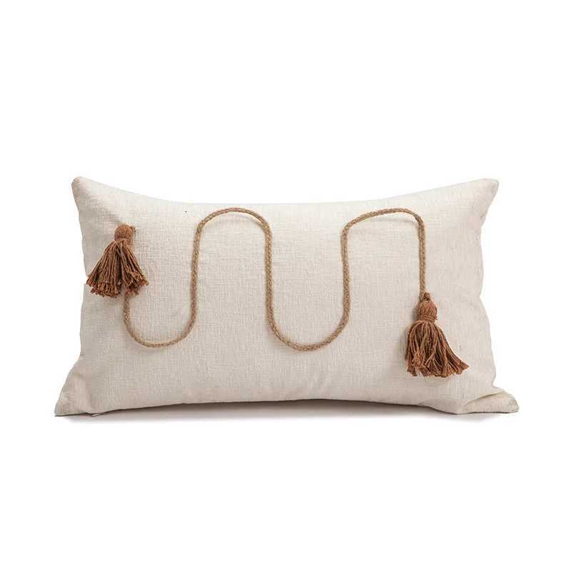30x50/45X45CM Christmas Tassels Throw Pillow Cover Plaid Waist Cushion Cover Northern Europe Decor Home Decorative Pillowcase Y251105