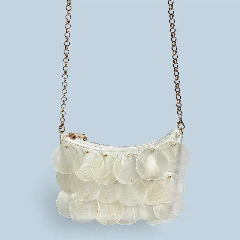 Customized 2025 New Small Fresh Women's With Shell Sequin Chain Crossbody Bag Exquisite Handmade Woven Handbags For Women