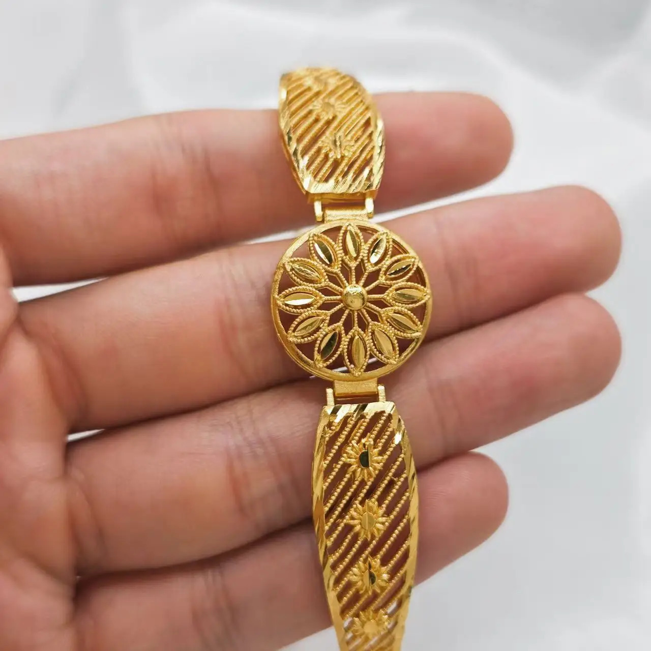 Dubai 24k Real Gold Plated Charm Bracelets Indian Adjustable Bangles African Event Party Jewelry Accessories Gift Women 251031