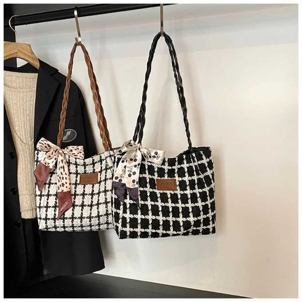 New Popular Shoulder Bag Large Capacity Temperament Handbag Tote Bag Women Z251104