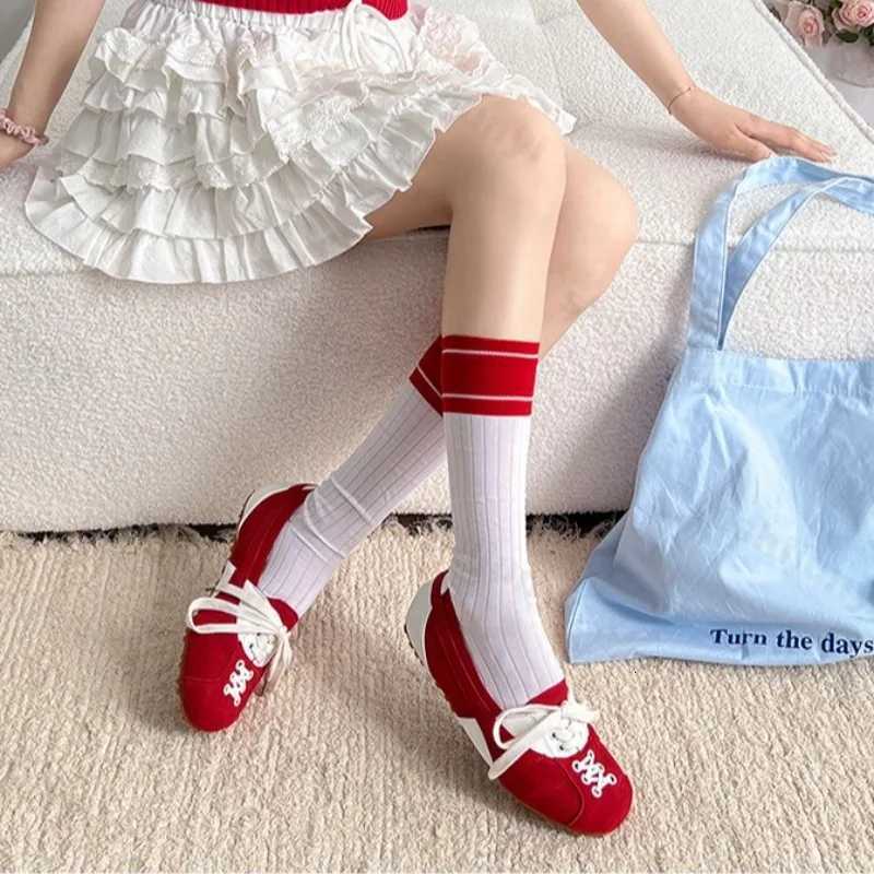 2025 Spring New Shallow Mouth Fion Casual Single Shoes for Wens Soft Soled Cfortable Ballet Style Lace Up Flat Sneakers Y251105