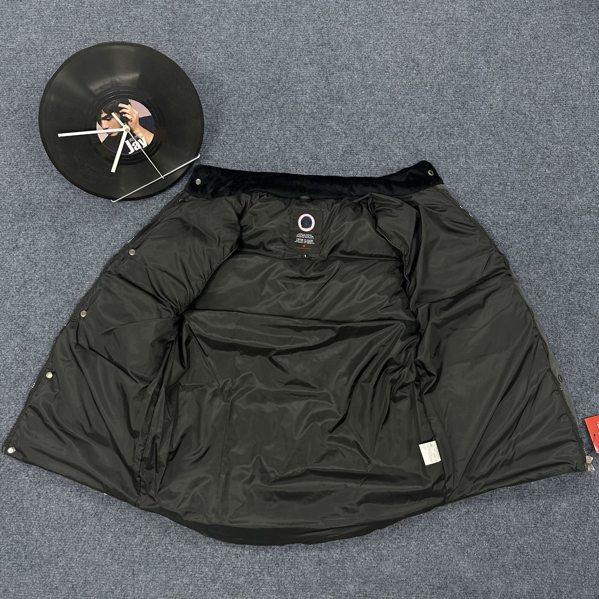 High quality puffer down unisex Designer vest embroidery Button up Canadian warm cotton Outwear thicken Fashion Loose coats Outdoor winter Jackets