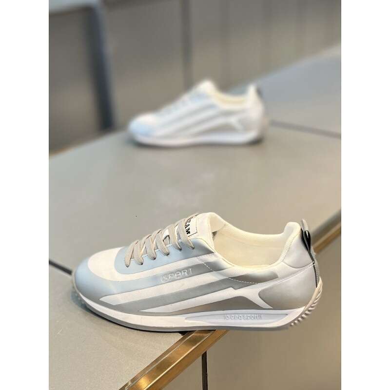 TikTok Autumn Men's 2025 New Low-top Mesh Korean Style Casual Comfortable Lightweight Fashionable Forrest Gump Shoes