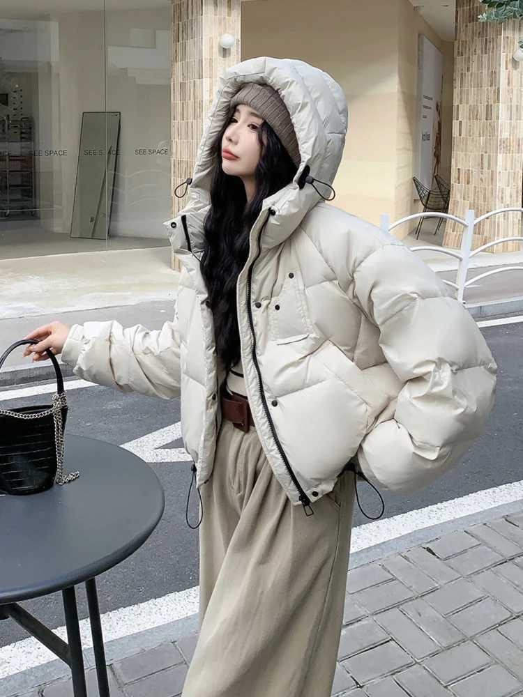 White Duck Down Jacket Women Loose Short Warm Hooded Down Coat Female Korean Styel Overcoat 2024 New Winter Fashion CasualT251105