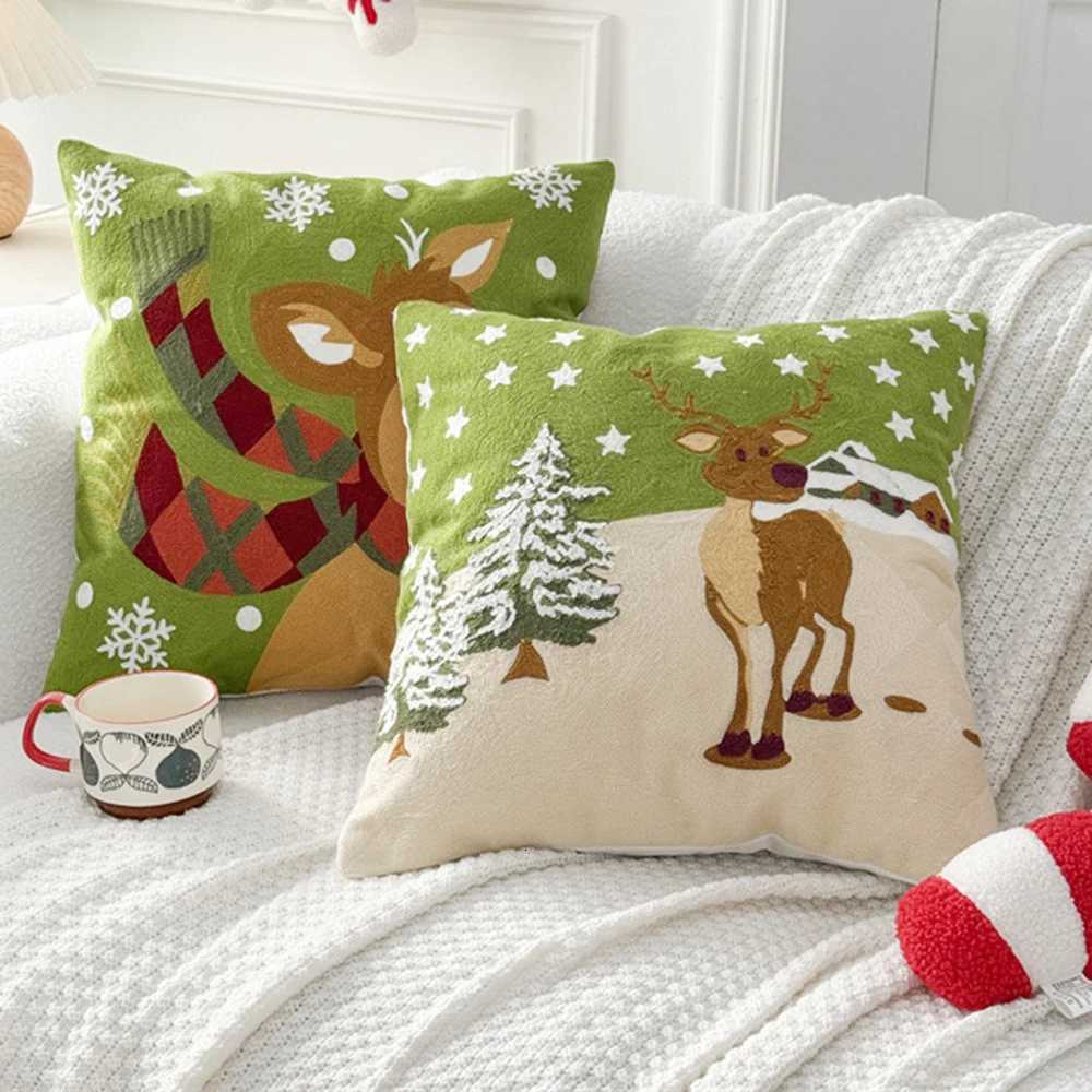 45x45cm Embroidery Christmas Throw Pillowcase Cojines Sofa Cushion Cover Christmas Gifts Elk Red Decoration Square Pillowcases Y251105