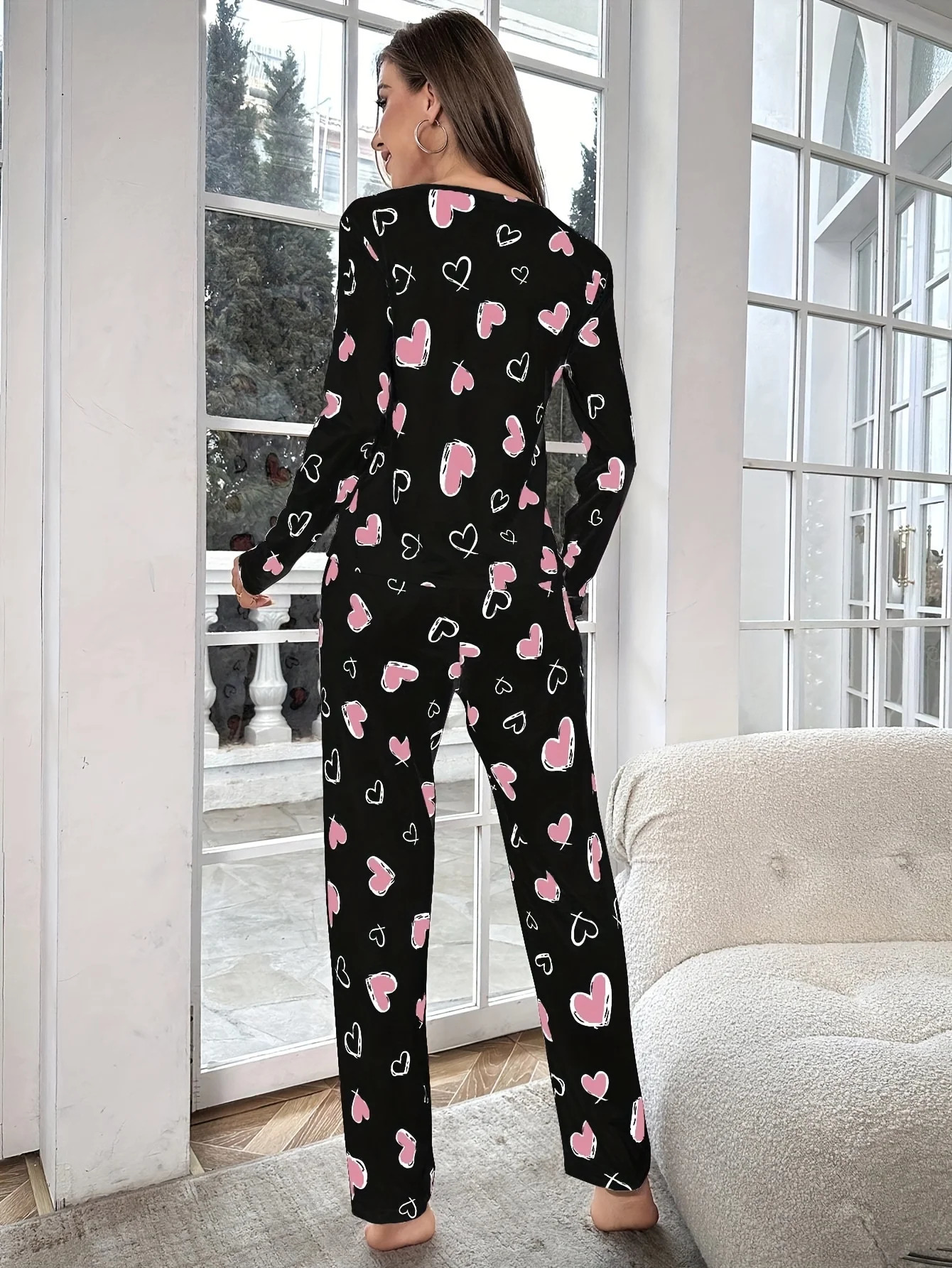 Womens pajamas suit long-sleeved shirt trousers pajamas two-piece soft home clothes autumn pajamas heart-shaped printed pajamas 250402