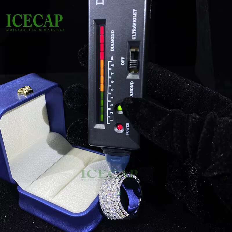 Luxury High Fashion Jewelry Moissanite Diamond Engagement Ring 18K Gold Wedding Ring