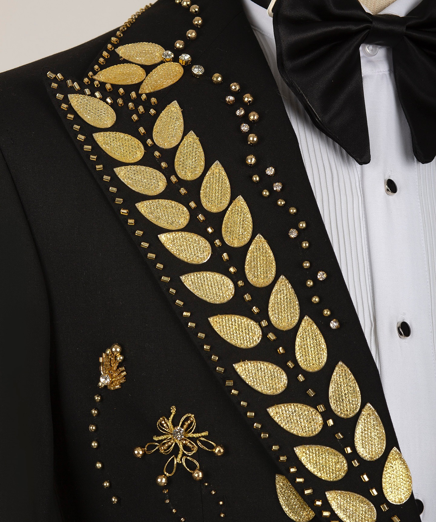 Tailor Made Men Suits 3 Pieces Crystal Beading Peaked Lapel Formal Wedding Groom Tuxedos Business Black Pants Set Customized