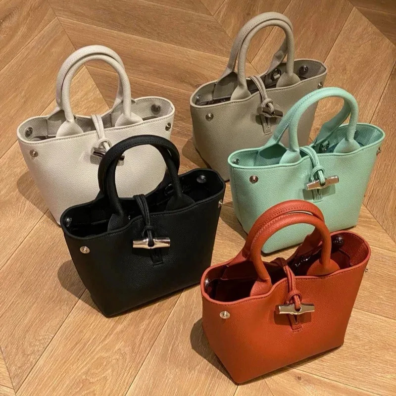 High quality cowhide bamboo bag Roseau mini handbag bamboo buckle crossbody bag cowhide casual bag women 251106