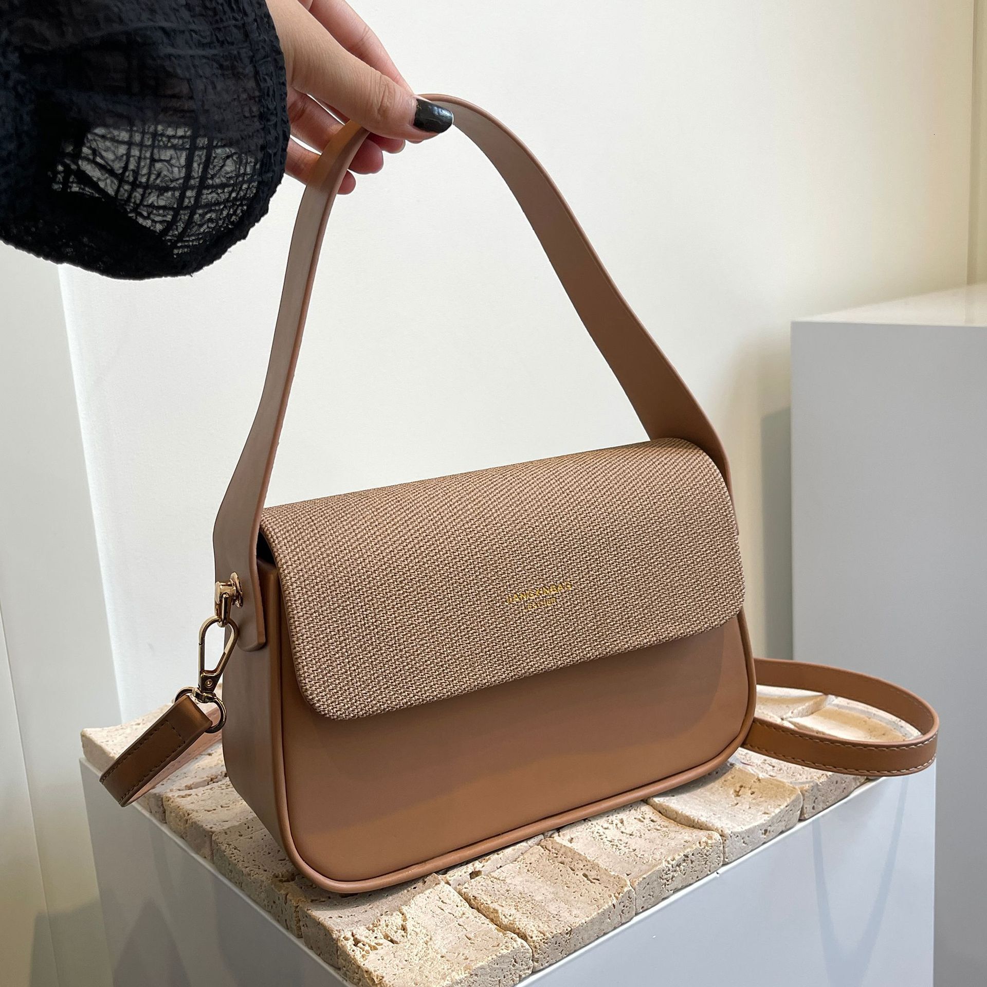 Autumn New Stylish Versatile Crossbody Trend Hand Held Small Square Shoulder Premium Feeling Armpit Bag