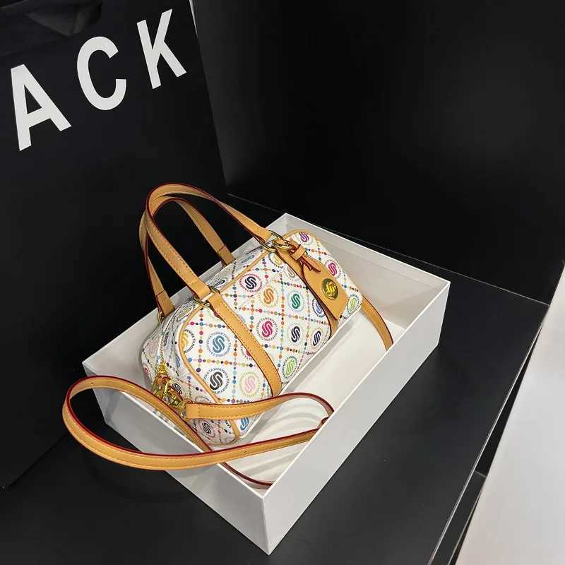 Luxury Best Superstar Show Commuter Bag Elegant Tote Purse Shopper For Business Women With Leather MaterialW251106