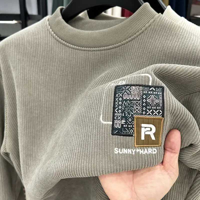 Winter Thicken Fleece Crewneck Sweatshirt Mens Corduroy Sherpa Lined Letter Print Pullover Sportswear Streetwear No Hood Hoodie W251106