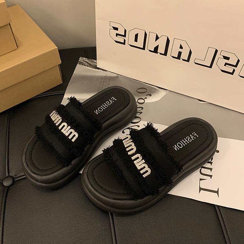 Free Shipping slides new design Slippers for womans flat sandals fashion summer casual Round toe slipper outdoor Indoor shoes women black beige size 3