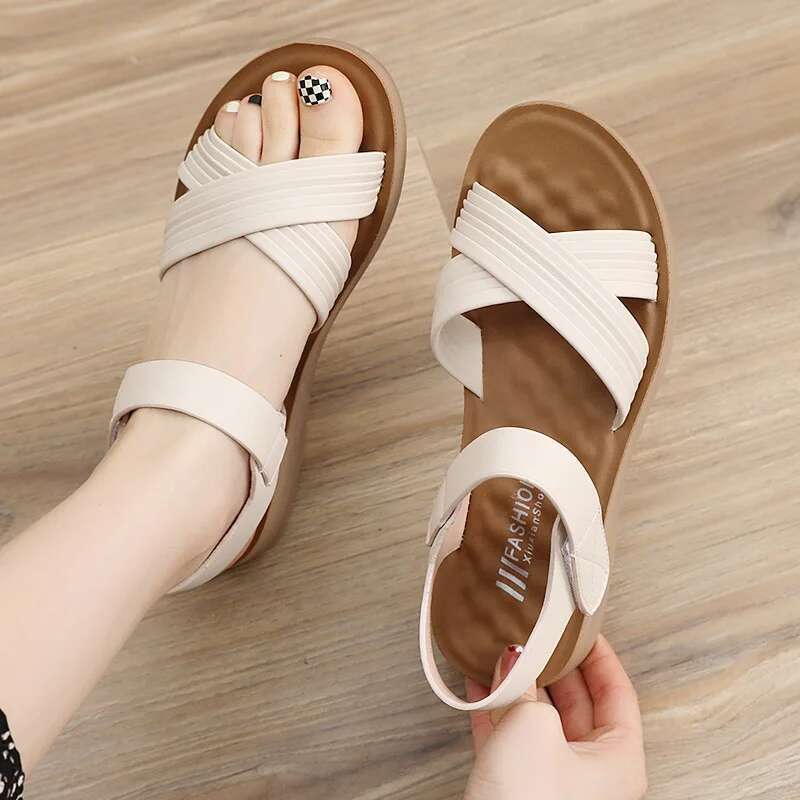 2025 Summer New White Designer Fashion Flat Shoes Women's Sandals Soft Leather Nurse Work Shoes