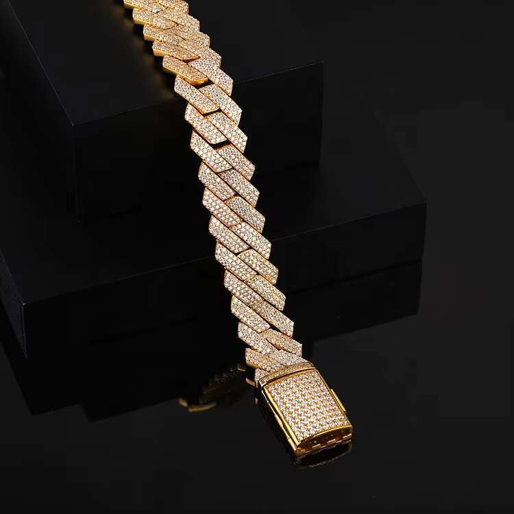 Hot Selling 18mm 18inch Round Moissanite Diamond Chain Luxury 3 Row VVS Moissanite 18K Gold Plated Cuban Link Chain Necklace