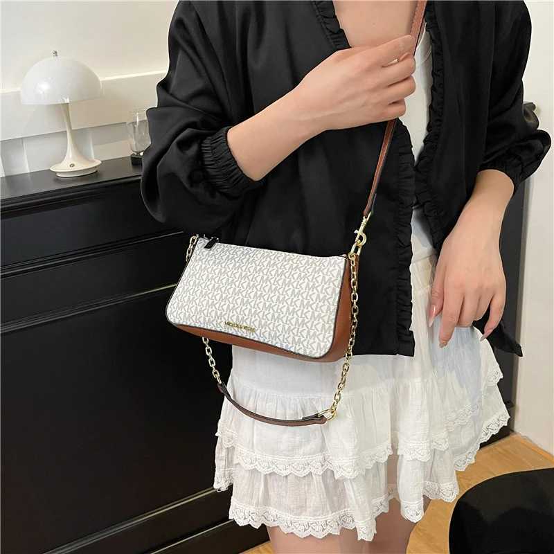 Famous Designer Womens Crossbody Bag Elegant Shoulder Purse Classic Tote Equipped With Adjustable Shoulder StrapsW251106