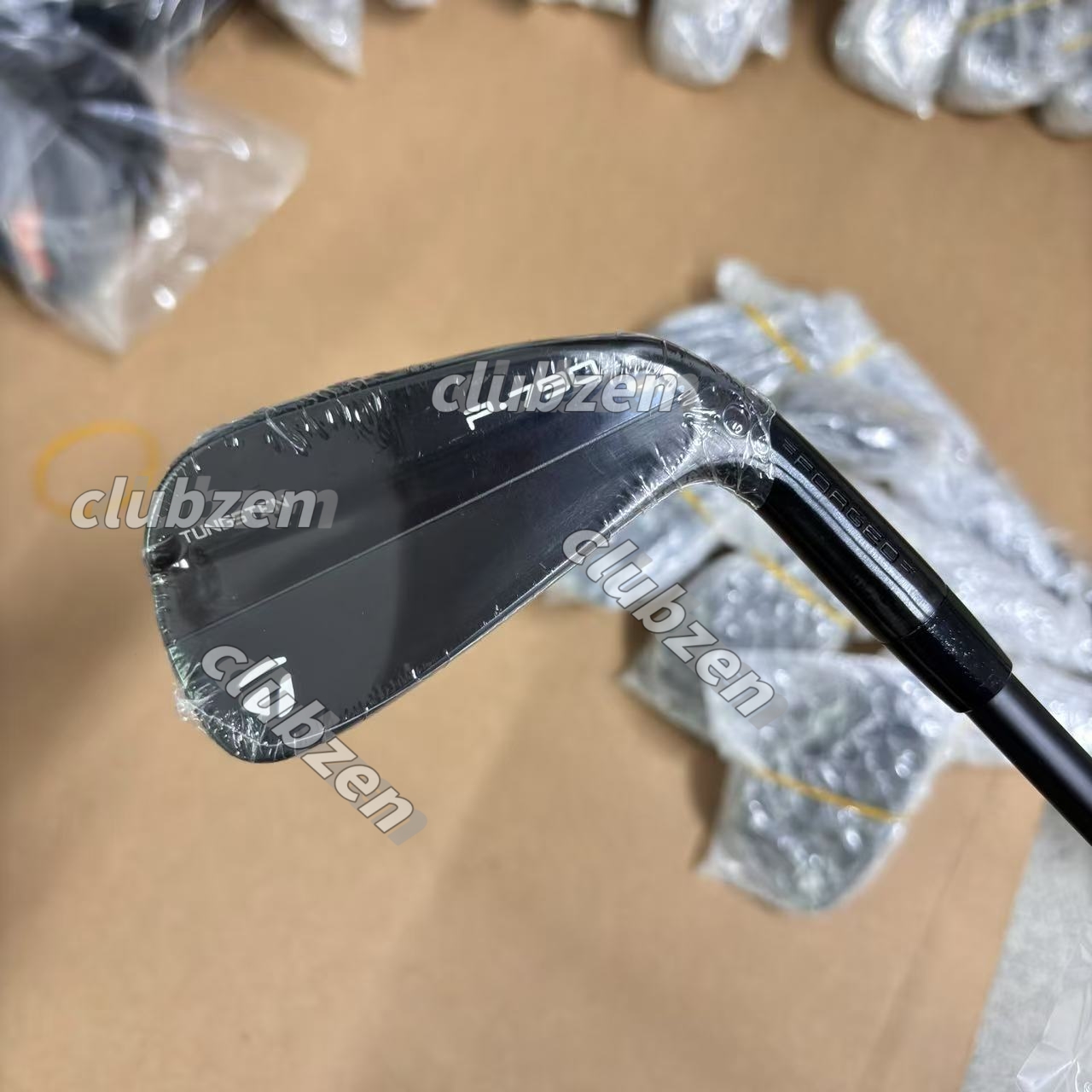 Golf Clubs Irons black P790 4-9P-R/S Flex Steel Shaft with Head Cover The 4generations Latest version Brand New Iron MI golfcraft