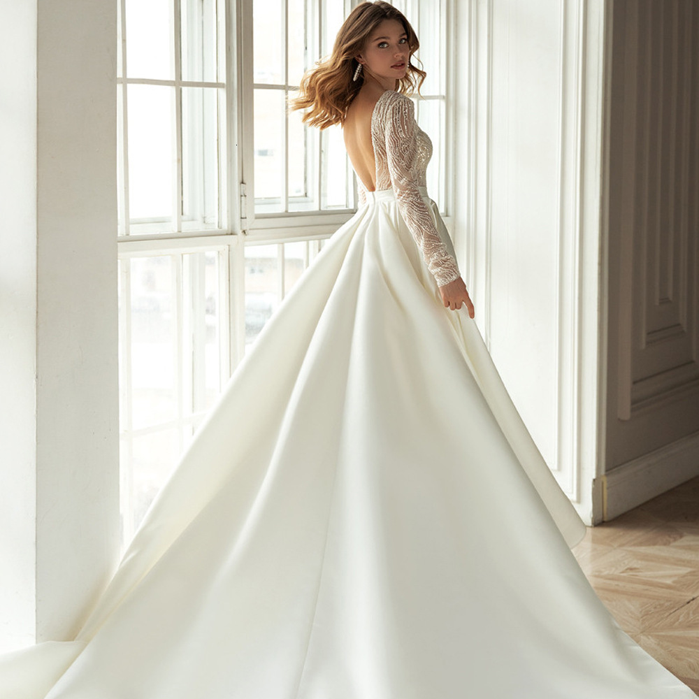 2025 New Womens Dress Elegant Long Style Gold Plated Hollow V-neck White Evening Dress