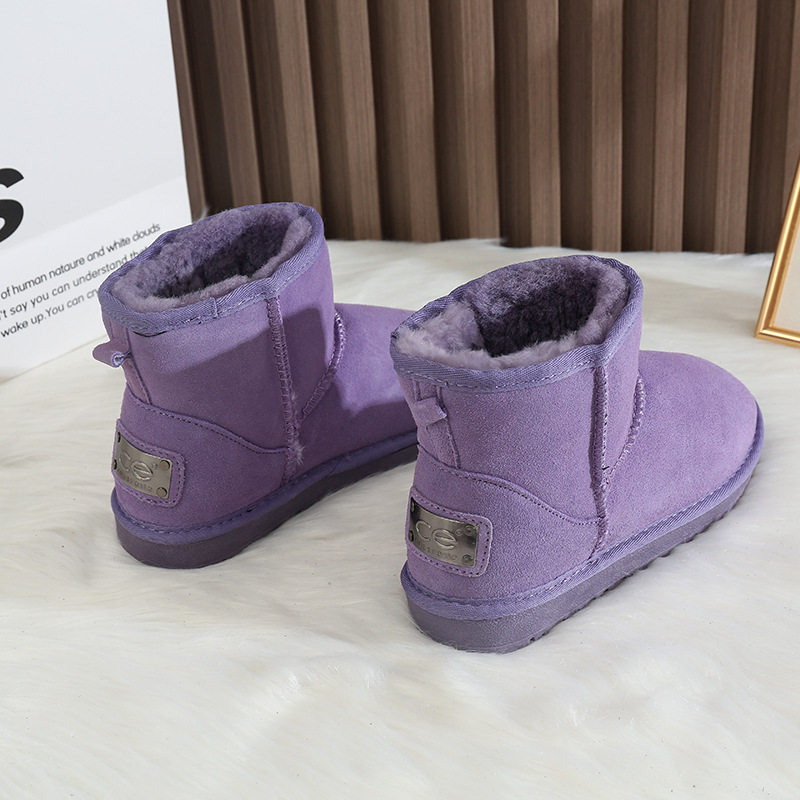 CE hot Free delivery designer snow boots Fashionable and comfortable boots minimalist winter warm snow boots