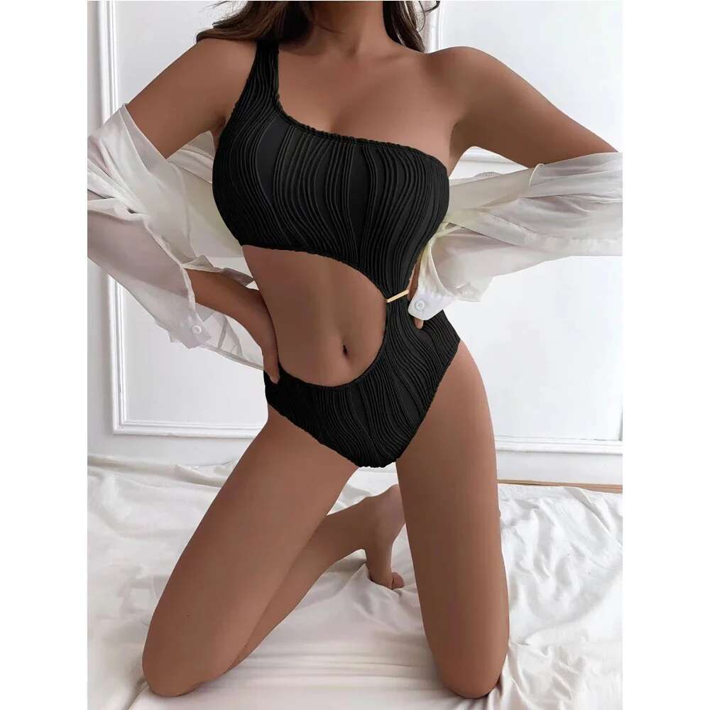2024 Solid Color Piece Swimsuit Women Sexy Irregular Hollow Out Bikini One Shoulder Backless Monokini Summer Beach Swimwear