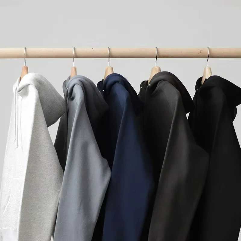 Japanese Casual Retro Unisex High Quality Solid Color Hooded Sweatshirt Sports Hoodie Suitable for Casual Daily Versatility W251106