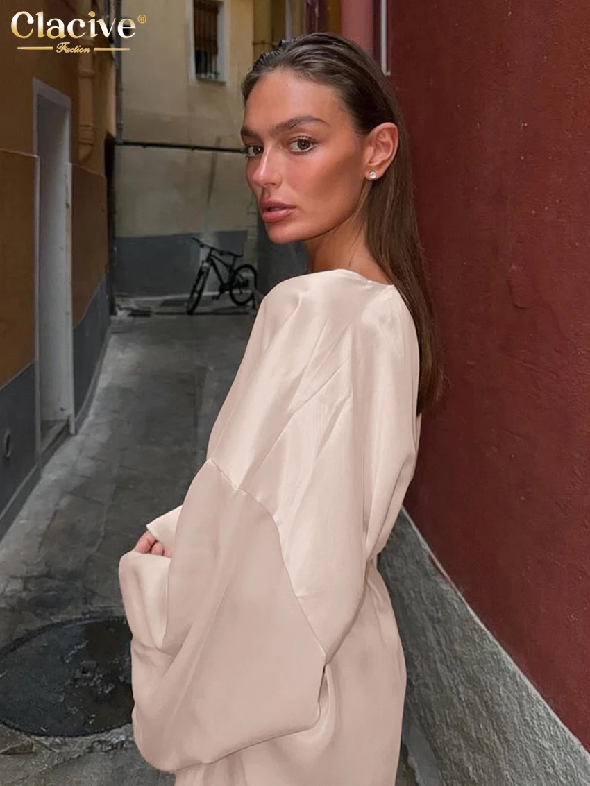 Clacive casual loose beige satin womens two-piece set elegant long sleeved lace pantyhose set 250402