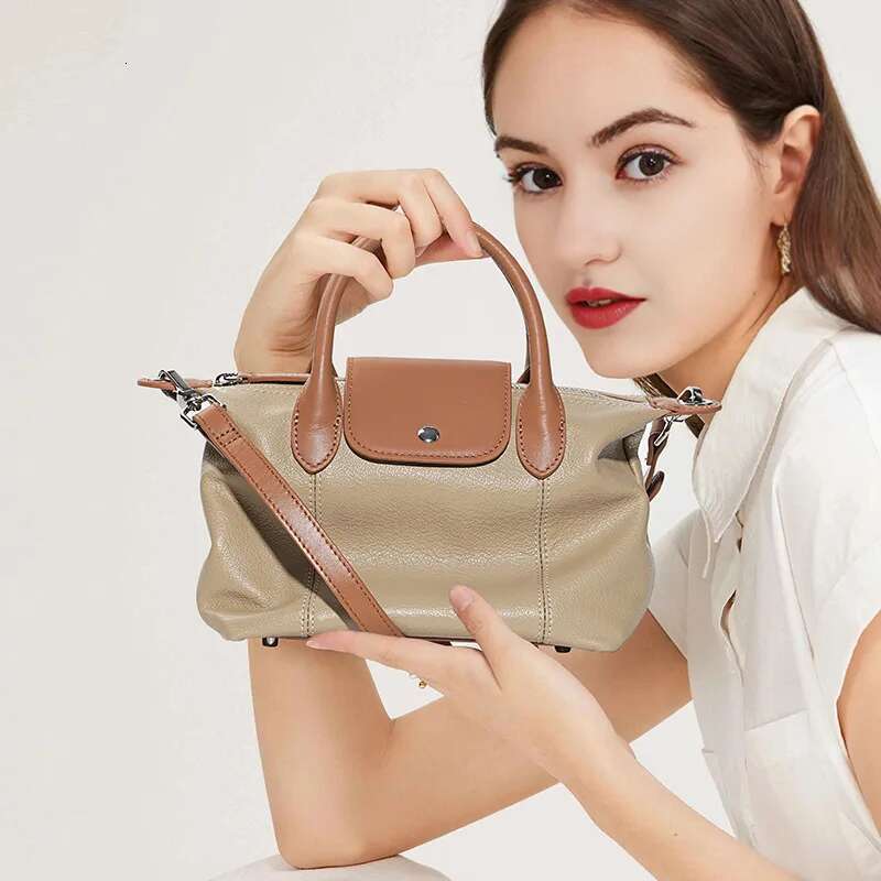 New Top Layer Cowhide Fashionable Dumpg Bag High-Quality Leather With Contrasting Colors Large Capacity Handbag For Women