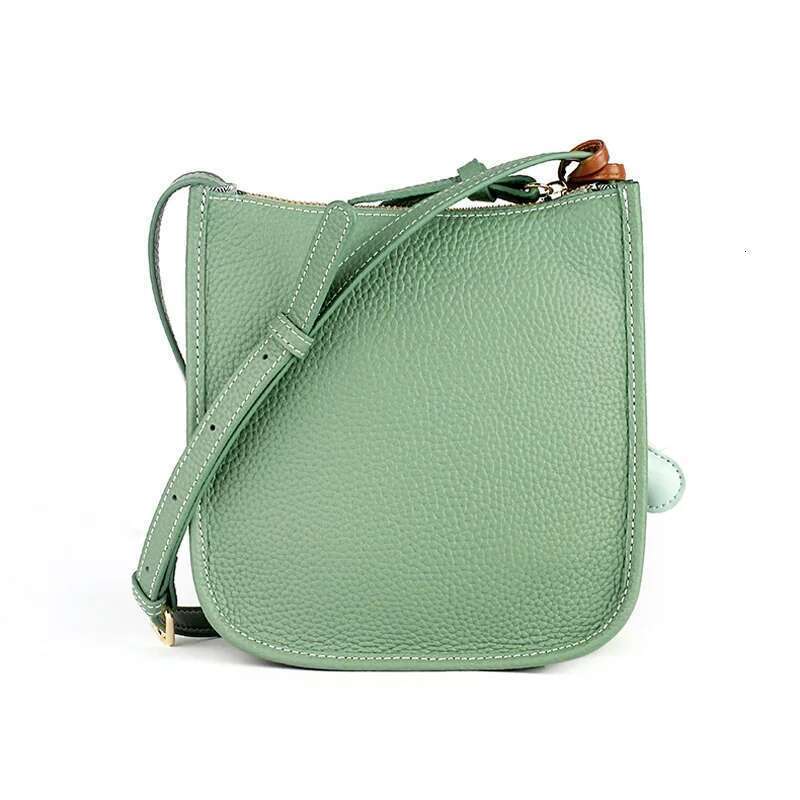 2023 Green Crossbody with Horse Charm 100% First Layer Cowhide Leather Female Shoulder Bag Small Daily-use Phone Purse