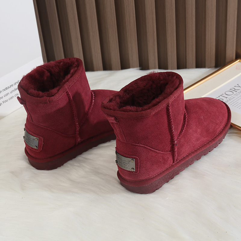 CE hot Free delivery designer snow boots Fashionable and comfortable boots minimalist winter warm snow boots