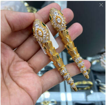 WRAN New Five-Piece Snake Necklaces Bracelet Earrings Set for Women High-End Luxury Style