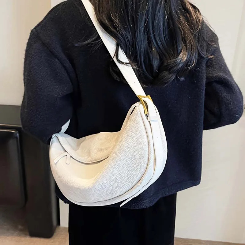 Fashionable retro leather bag womens dumpling bag shoulder bag crossbody bag trendy and versatile soft leather bag 251106