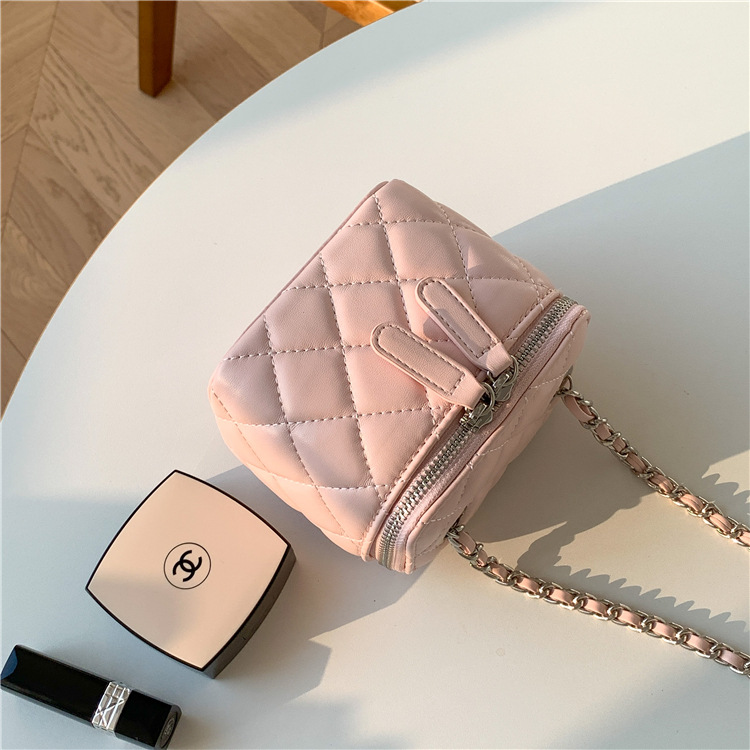Famous designer women Bag female niche single shoulder crossbody dia lattice chain mouth red envelope fashion mini box bag