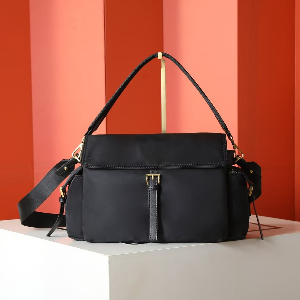 Quality Nylon Cross Body Bags For Men And Women With Side Pockets 2 Removable Straps Shoulder Bag Male Messenger Bag 1BD394 1BD391 New Designer Handbags 3441