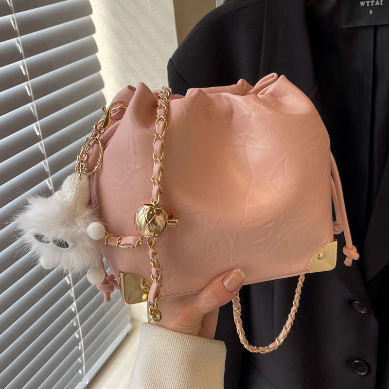 2025S Designer Women S Bag New Chinese Style Cloud New Pleated Artistic Large Capacity Bucket With Chain Bar Single Shoulder Crossbody Bag For Women