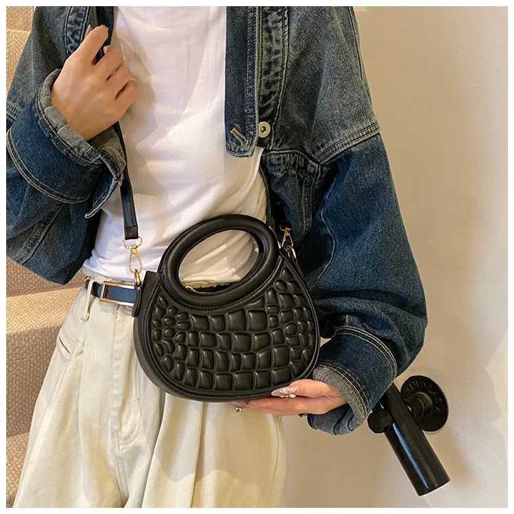 Hot S Plaid Crossbody Bag - Shoder/Handheld Mti-Way Carry Spacious Elegant Fall Winter Essential Versatile for Work Y251106