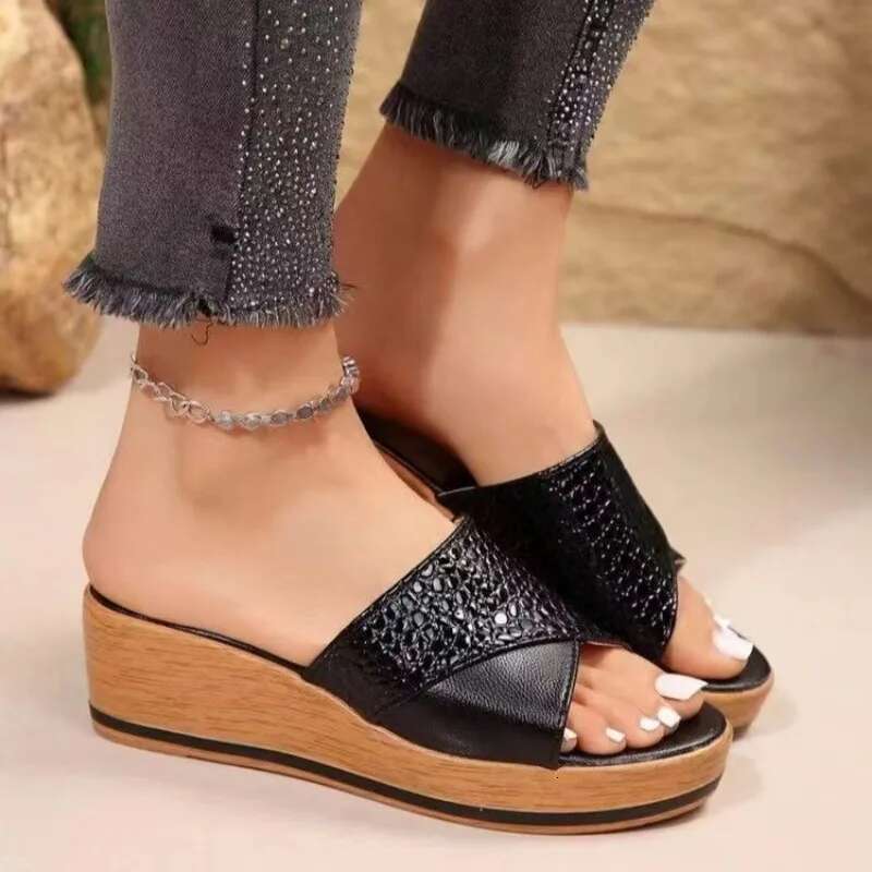 2025 New Ma Po Heel Sandals With No Print Thick Bottomdesigner Summer Shoes Slope Heel Shoeswomen's Slippers Trendy Sandals