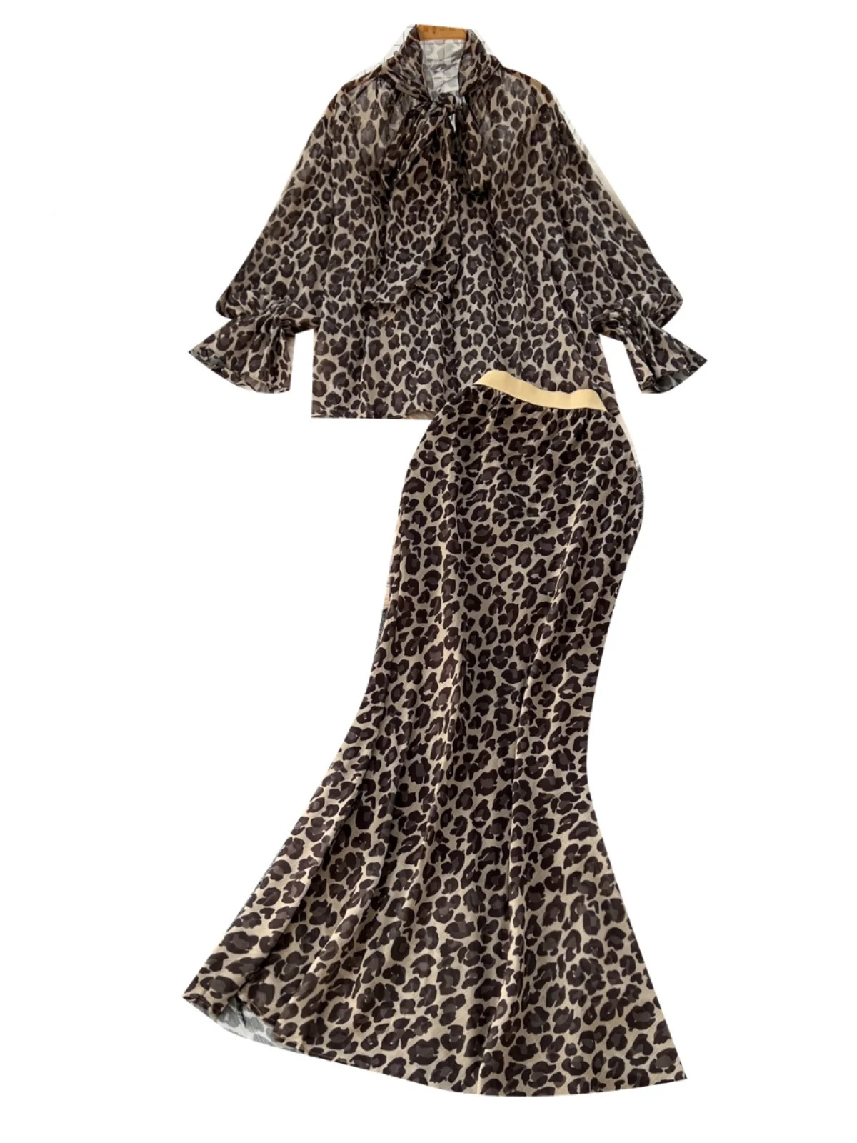 Neploe Light Ripe Wind Europe Loose Bow Set Shirt Lace Printed High Waist Ultra Thin Mermaid Leather French Style Set Faldas 250402