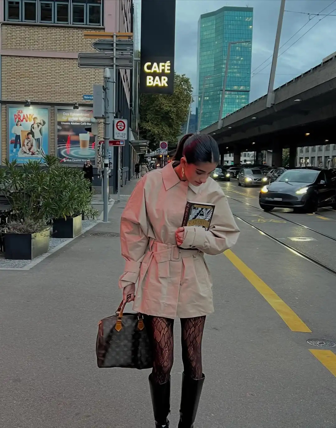 Khy black apricot windbreaker coat Kylies same style lapel short waistcinching top 251030