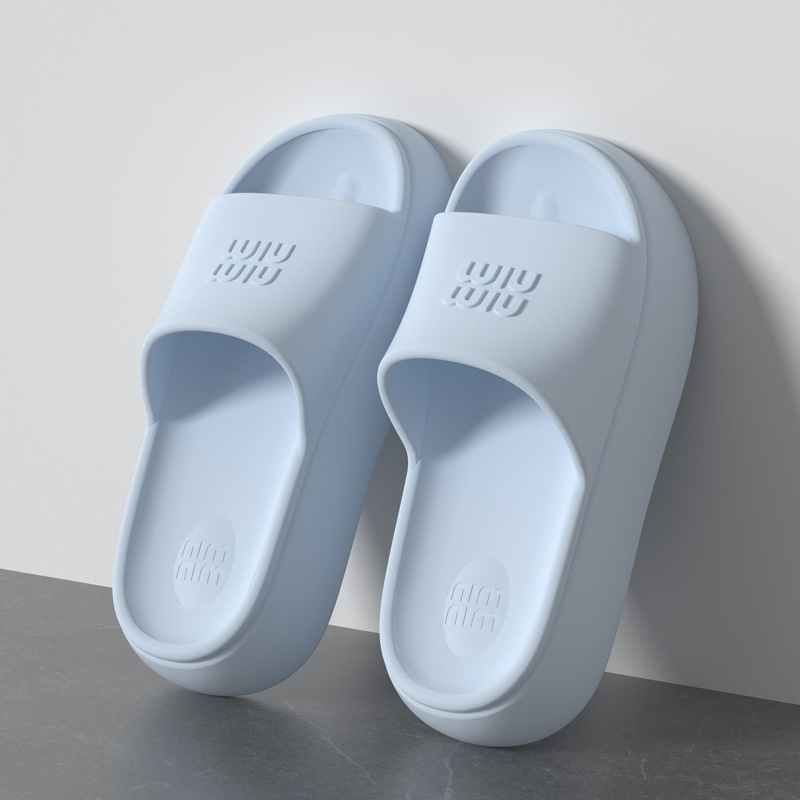 designer shoes new style thick-soled heightening flip-flops fashionable and versatile in summer simple with a soft cushioned feeling breathable and su